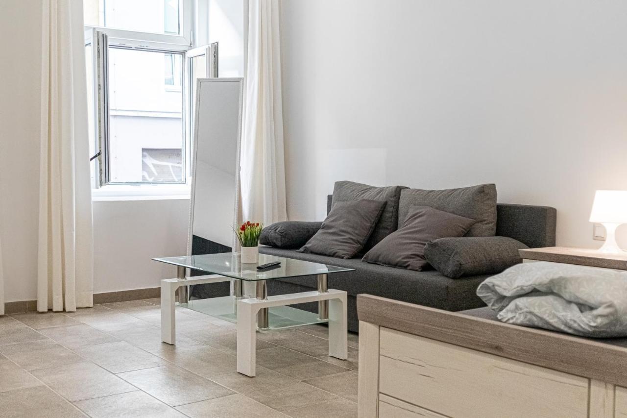 9 Min From City Center - Beautiful Studio Near U1 Reumannplatz Vienne Extérieur photo