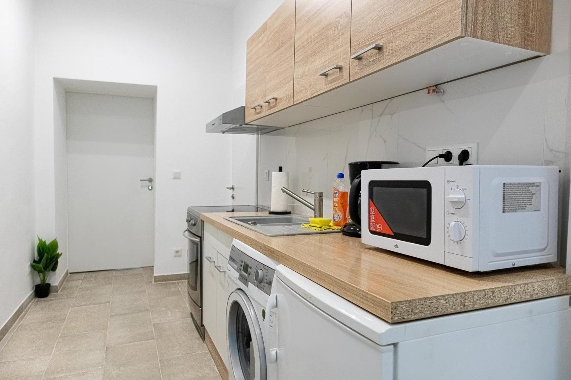 9 Min From City Center - Beautiful Studio Near U1 Reumannplatz Vienne Extérieur photo