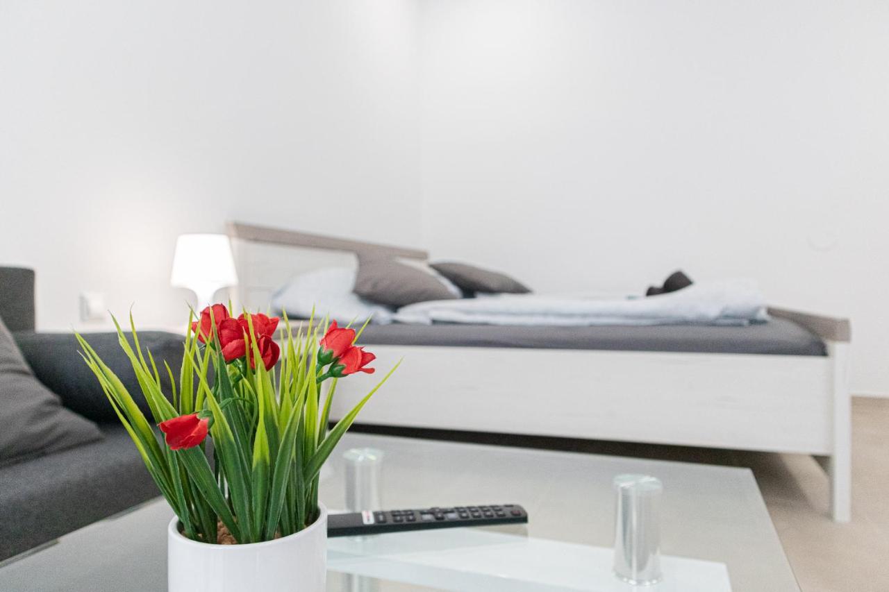 9 Min From City Center - Beautiful Studio Near U1 Reumannplatz Vienne Extérieur photo