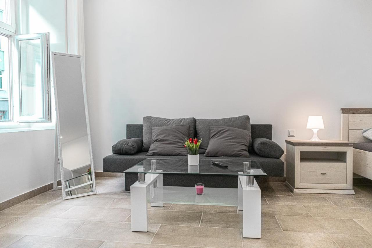 9 Min From City Center - Beautiful Studio Near U1 Reumannplatz Vienne Extérieur photo